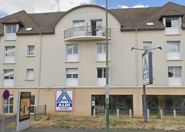 Appart. Sur Avec Garage Et Wifi. カーン